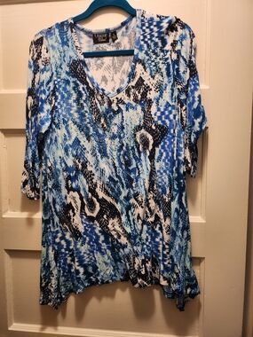 Women's Blue Patterned Long Sleeve Top